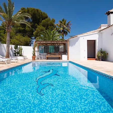 Lagarta Villa *